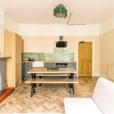 Alma Luxe With Free Parking By Prescott Apartment