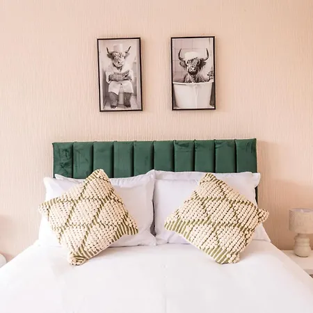 Apartment Alma Luxe With Free Parking By Prescott Bristol